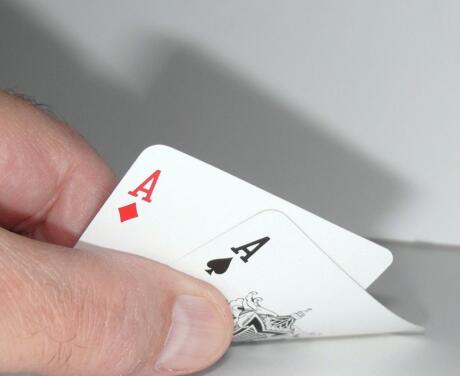 Rahapeliriippuvuuden ehkäisy avoimemmilla markkinoilla