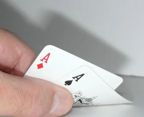 Rahapeliriippuvuuden ehkäisy avoimemmilla markkinoilla